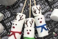 Dashing Reindeer Marshmallow Dippers