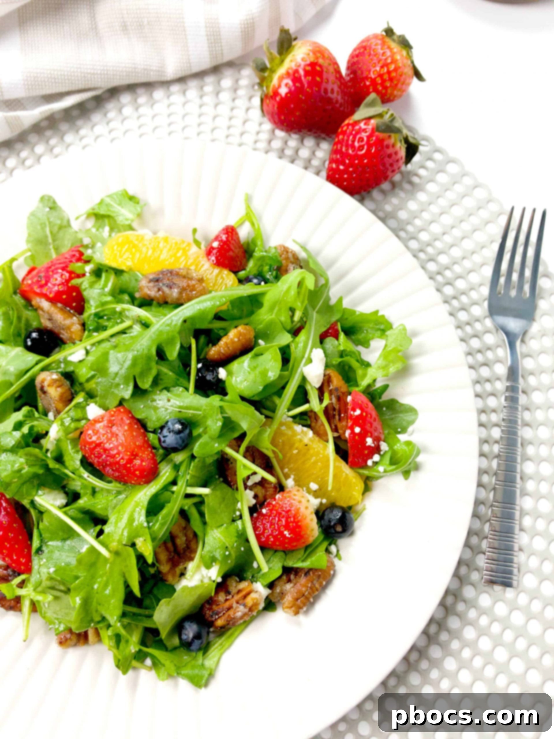 Vibrant Arugula Berry Citrus Salad 1 featured 11927