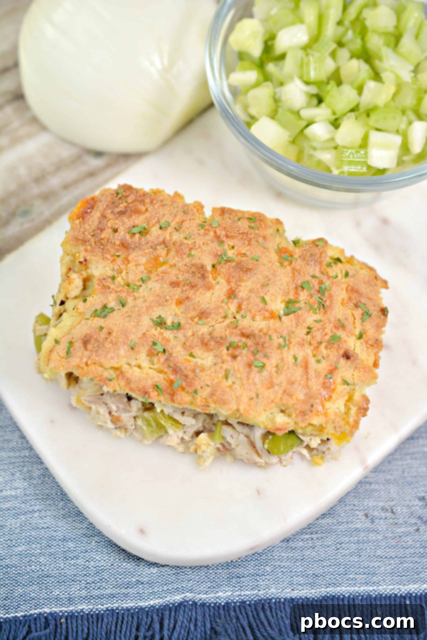 Cheddar Garlic Crusted Keto Chicken Pot Pie 1 featured 15386