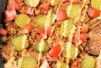 One-Pan Keto Cheeseburger Skillet