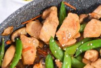 Keto Moo Goo Gai Pan Stir Fry