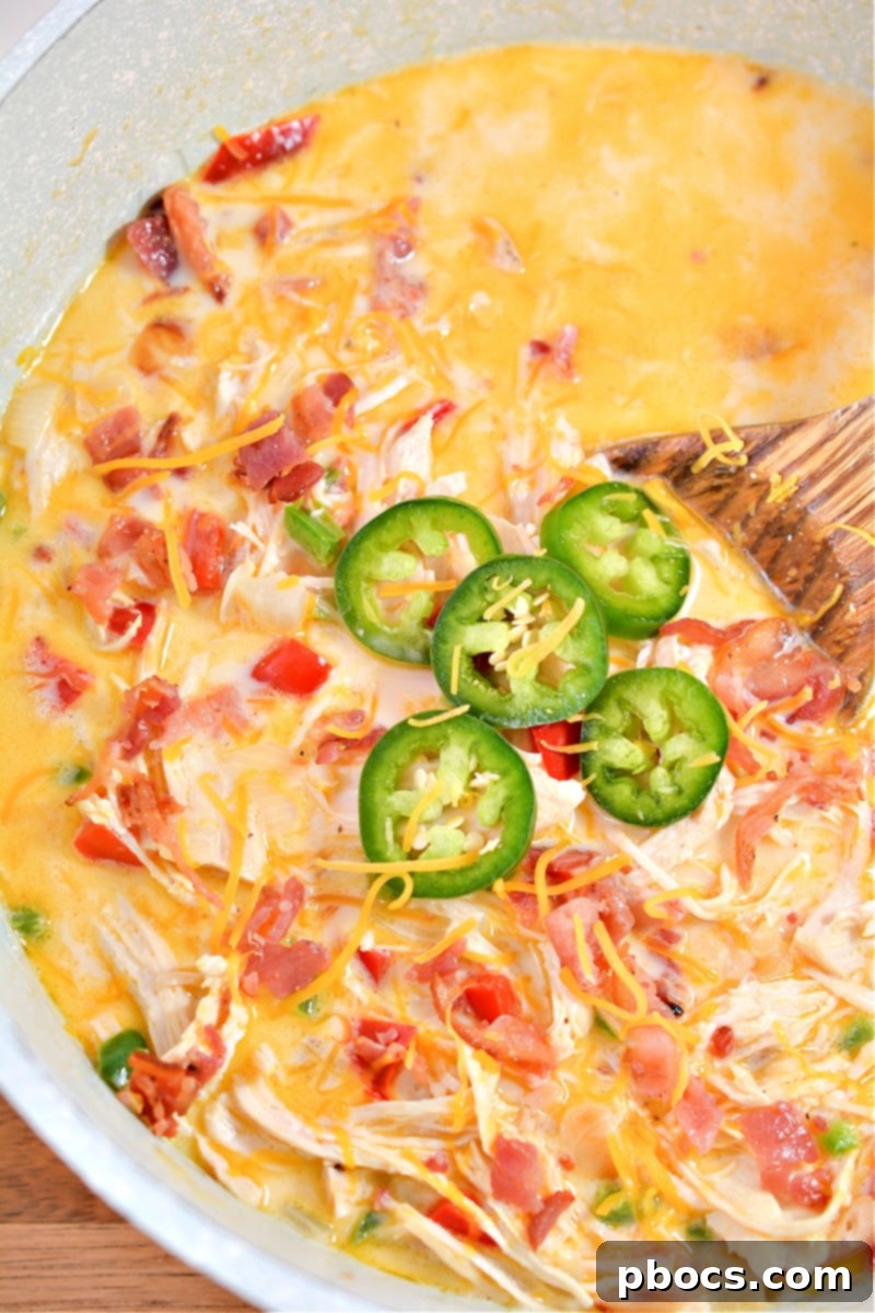 Creamy Keto Jalapeno Popper Soup 1 featured 32657