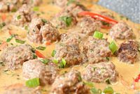 Spicy Keto Thai Meatballs