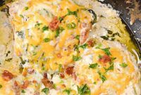Addictive Creamy Keto Skillet Chicken