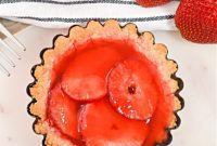Delicious Keto Strawberry Mini Pies