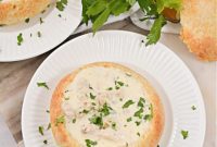 Low-Carb Delight: Creamy Chicken Soup in an Edible Bowl