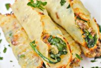 Keto Sausage and Spinach Pinwheels