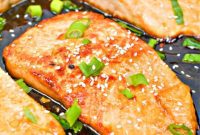 Sriracha-Spiked Keto Salmon