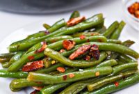 Keto Green Beans with a Spicy Kick and Sweet Pecan Crunch