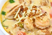 Bayou Keto Chicken and Shrimp Stew