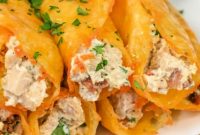 Keto Chicken Bacon Ranch Pinwheels