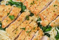 Keto Chicken and Spinach Noodles