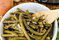 Easy Low Carb Slow Cooker Green Beans