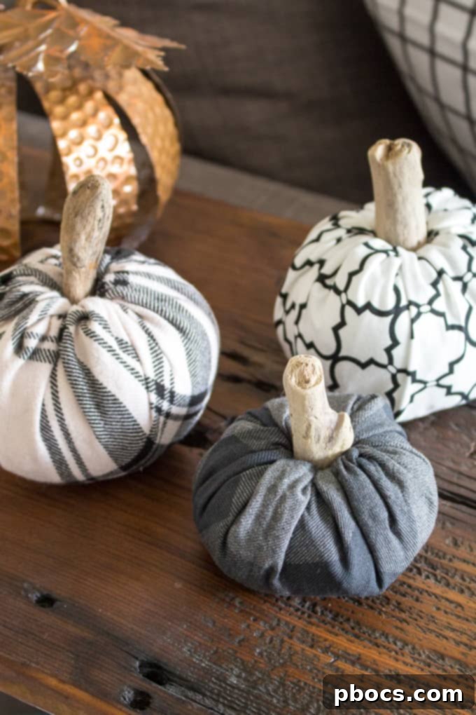 Beautiful Handmade Fabric Pumpkins Decoration