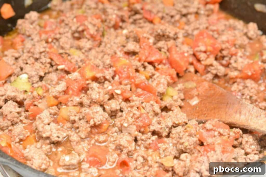 Keto Spaghetti Bolognese ready to be served