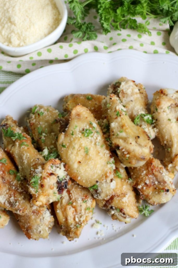 Crispy Garlic Parmesan Keto Wings 8 Low Carb Garlic Parmesan Chicken Wings Recipe