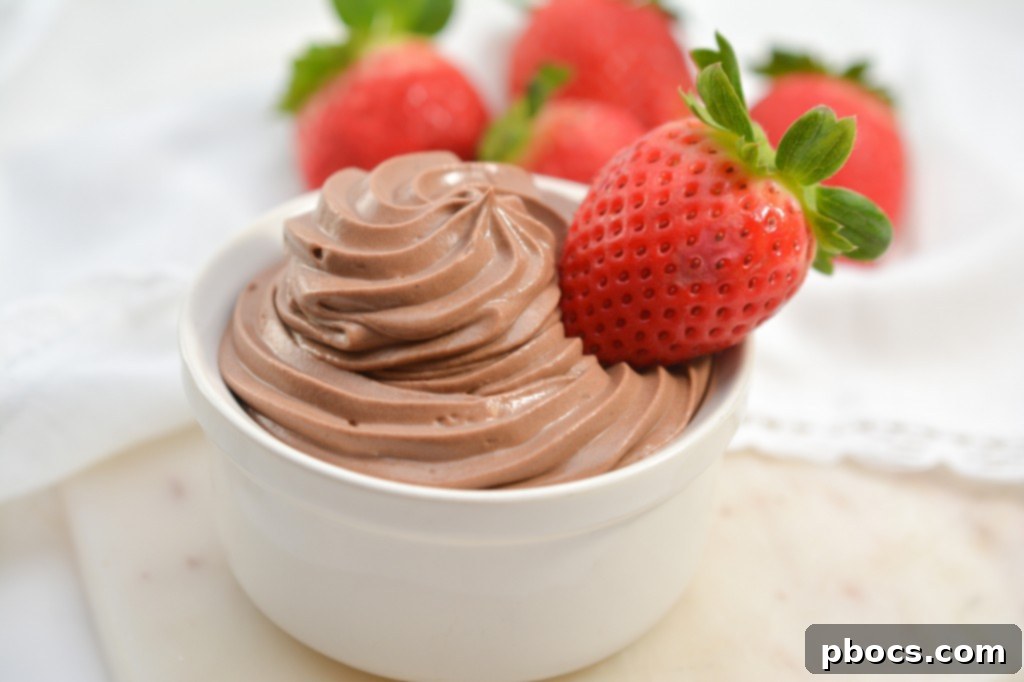 Fluffy Low-Carb Chocolate Mousse