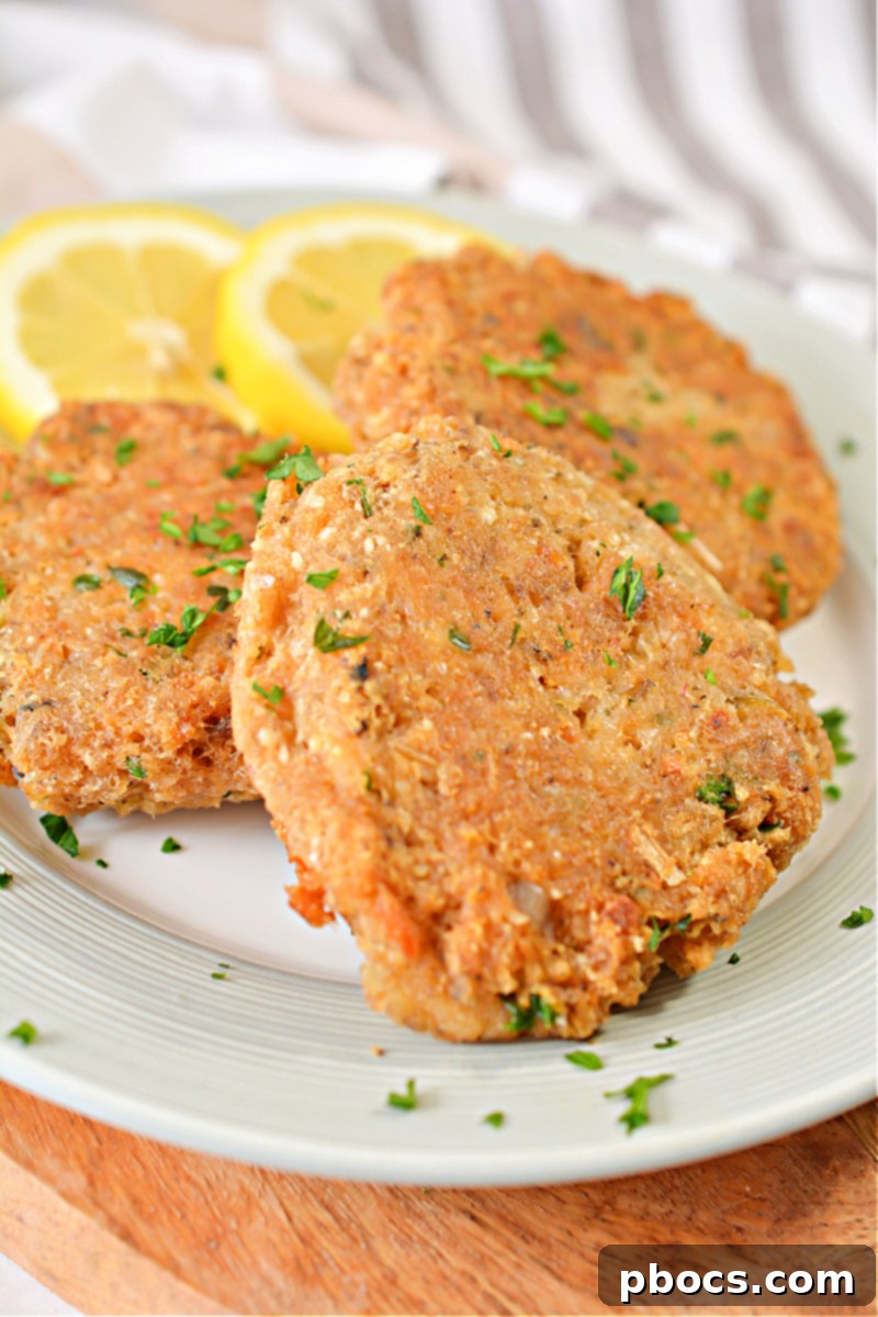 Keto Parmesan Salmon Cakes 3 Crispy Parmesan Keto Salmon Patties