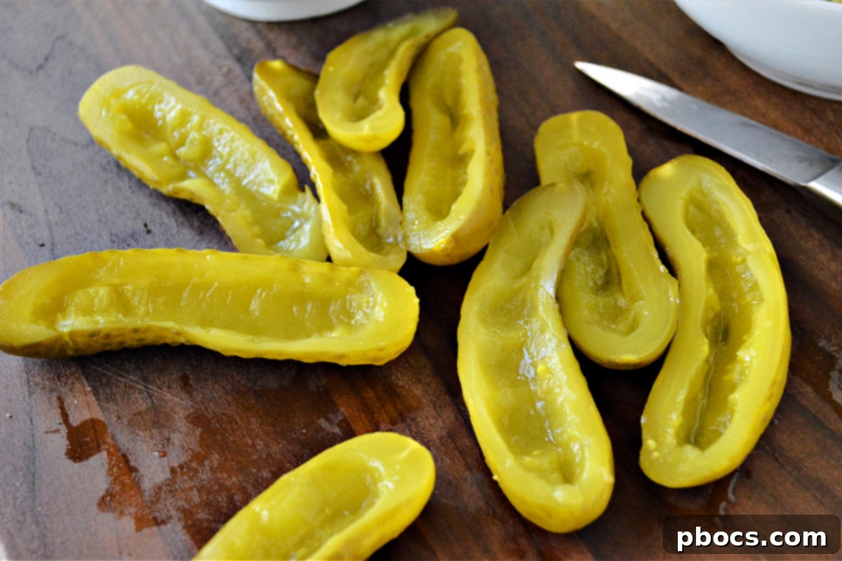 Zesty Low-Carb Dill Chicken Salad Pickle Boats 14 Dill Chicken Salad Pickle Boats (Low-Carb Recipe)