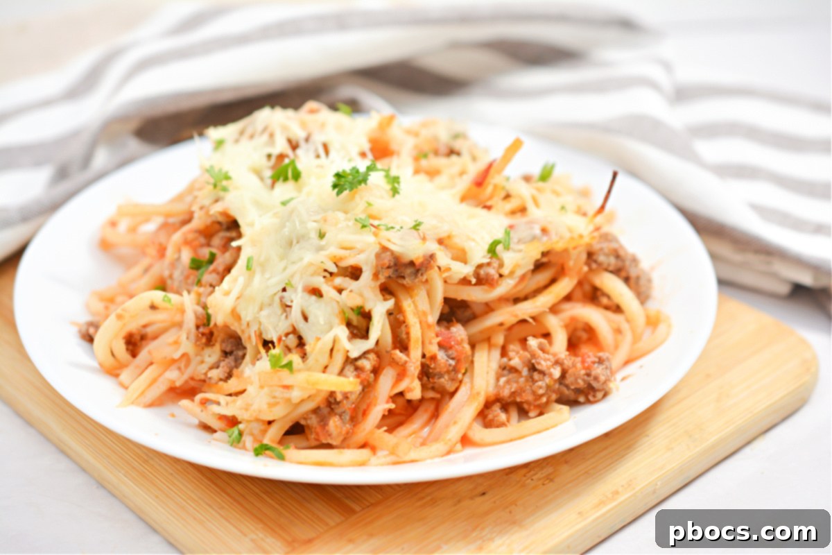 Cooked spaghetti squash strands, a natural low-carb pasta