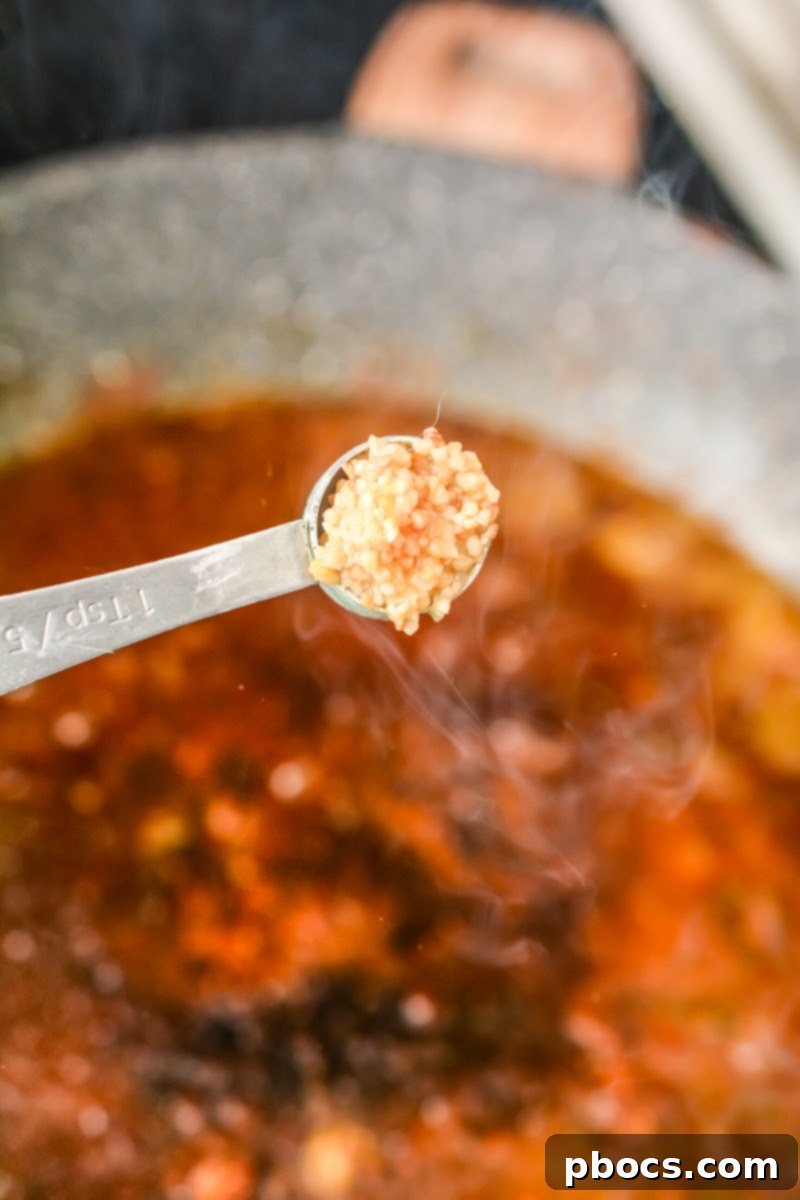Savory Garlic Butter Keto Chicken Thighs with Asparagus 14 Keto Garlic Butter Chicken Thighs and Asparagus