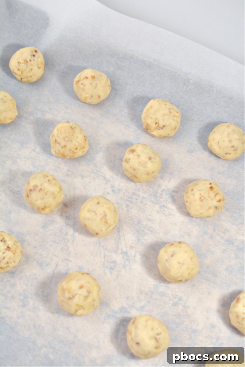 Keto Snowball Cookies