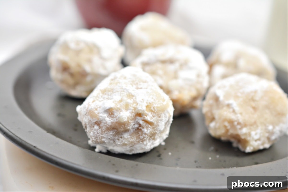 Keto Snowball Cookies