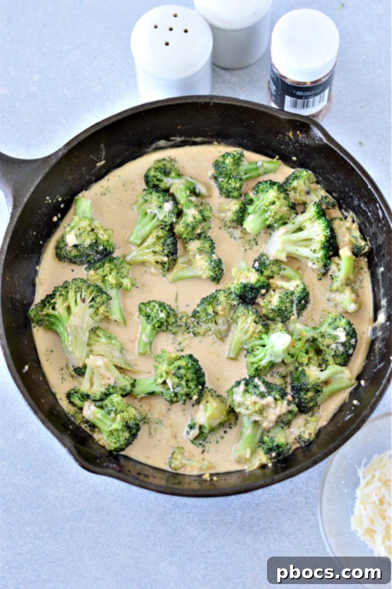 Creamy Low Carb Garlic Parmesan Broccoli Skillet