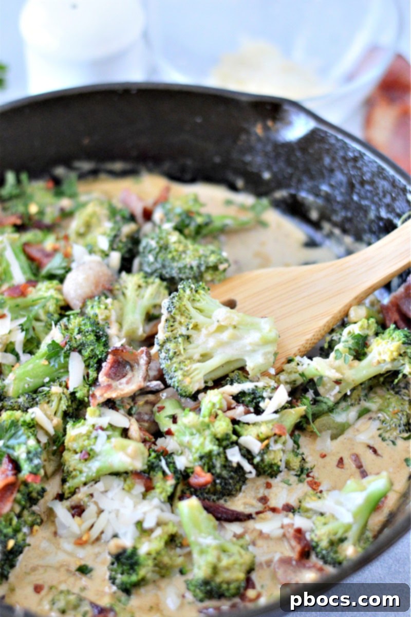 Creamy Low Carb Garlic Parmesan Broccoli Skillet