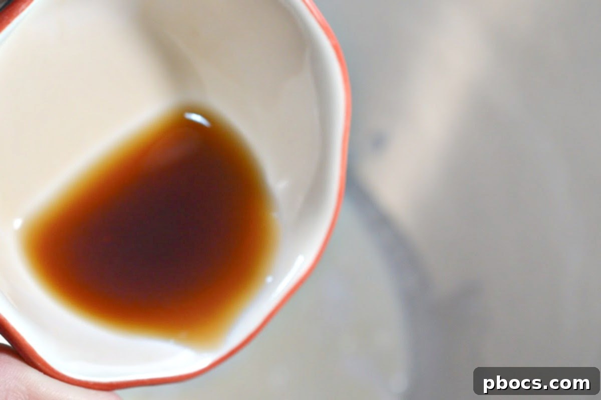 Keto Pumpkin Spice Mousse Cake 14 Step 7: Preparing the whipped cream topping