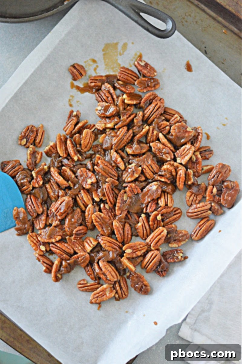 Keto Caramel Pecans