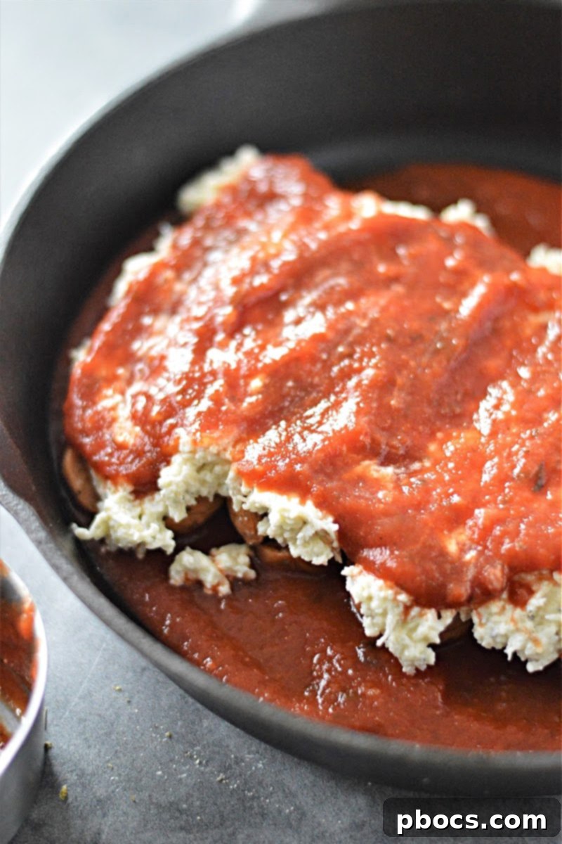 Topping Stuffed Sausages with Marinara Sauce