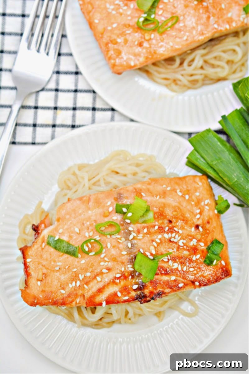 Sriracha-Spiked Keto Salmon 5 Keto Sriracha Salmon