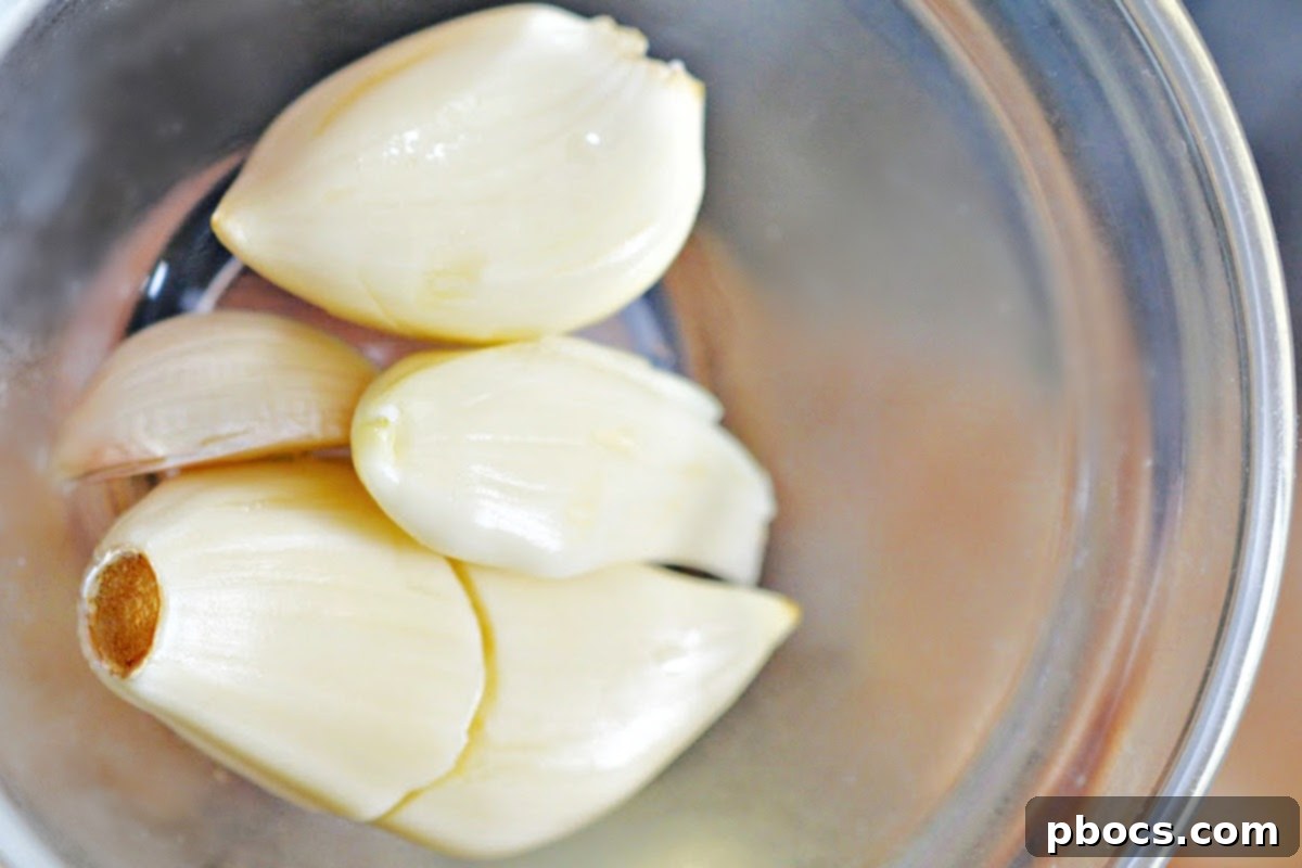 Keto Pan Seared Garlic Rosemary Pork Chops