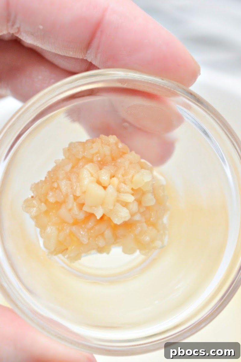 Keto BLT Zoodle Power Bowl 10 Minced Garlic - Essential for Salad Dressing