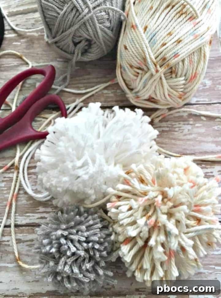 Crafting Adorable Pompom Keychains 13 DIY Pompom keychain - Final assembly