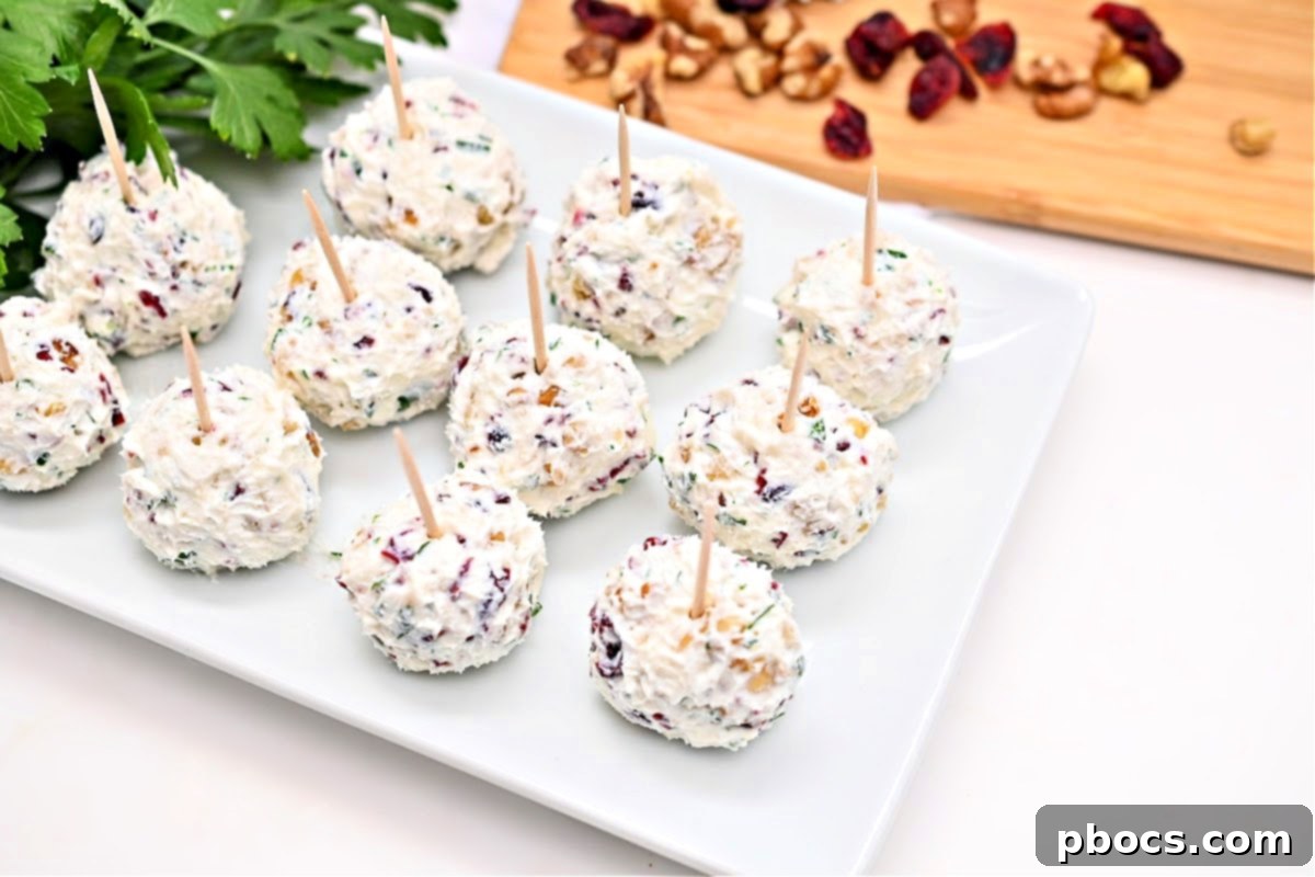 Creamy Goat Cheese Bites with Cranberry and Walnut (Low-Carb) 3 Low-Carb Cranberry and Walnut Goat Cheese Balls
