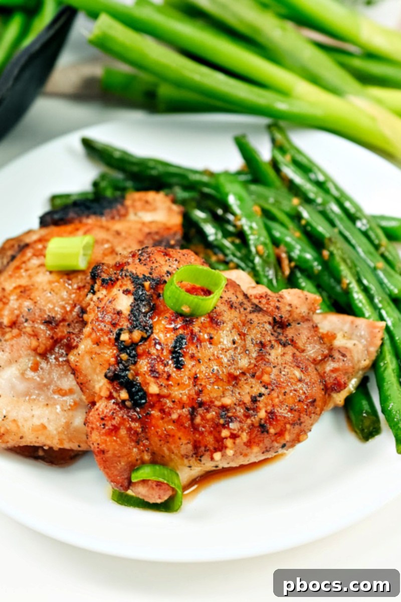 Keto Honey Garlic Chicken with Green Beans 2 Keto Honey Garlic Chicken and Green Bean Skillet, a perfect low-carb dinner with caramelized chicken and crisp green beans.