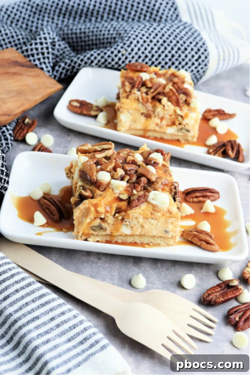 Low-Carb Turtle Pumpkin Cheesecake Bars - Individual bar close up