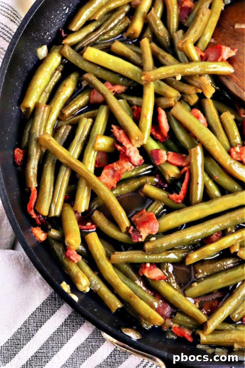 Finished Keto Texas Roadhouse Green Beans in a Bowl