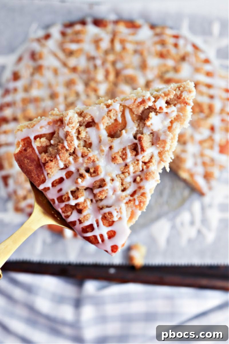 Keto Cinnamon Sugar Dessert Pizza - A delicious low-carb and gluten-free dessert option.