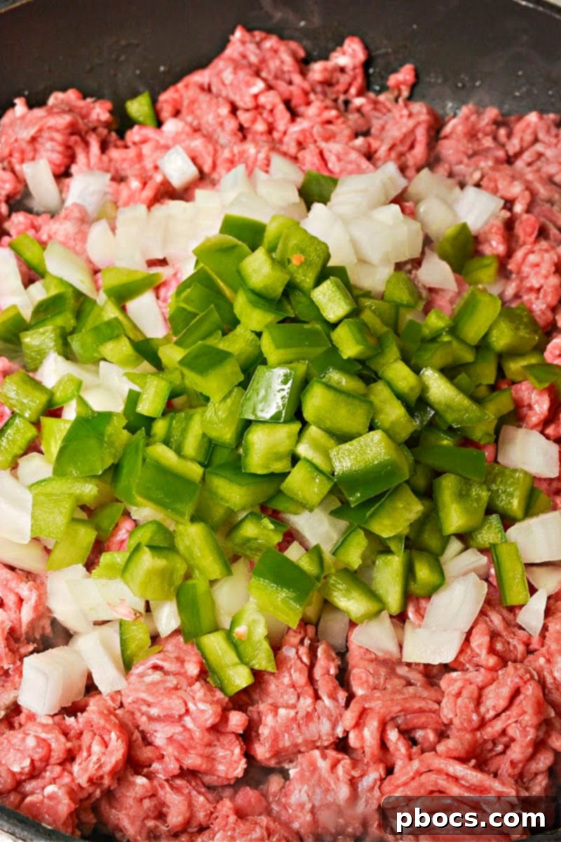 Browning ground beef for Low Carb Pumpkin Chili Sloppy Joe Skillet