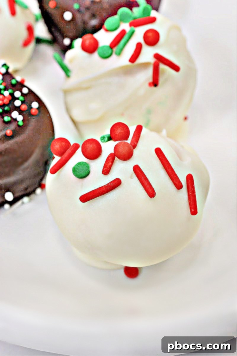 Low Carb Christmas Cake Balls
