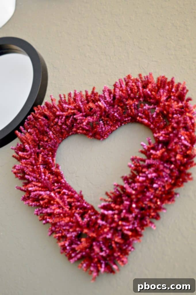 Completed section of the pipe cleaner wreath